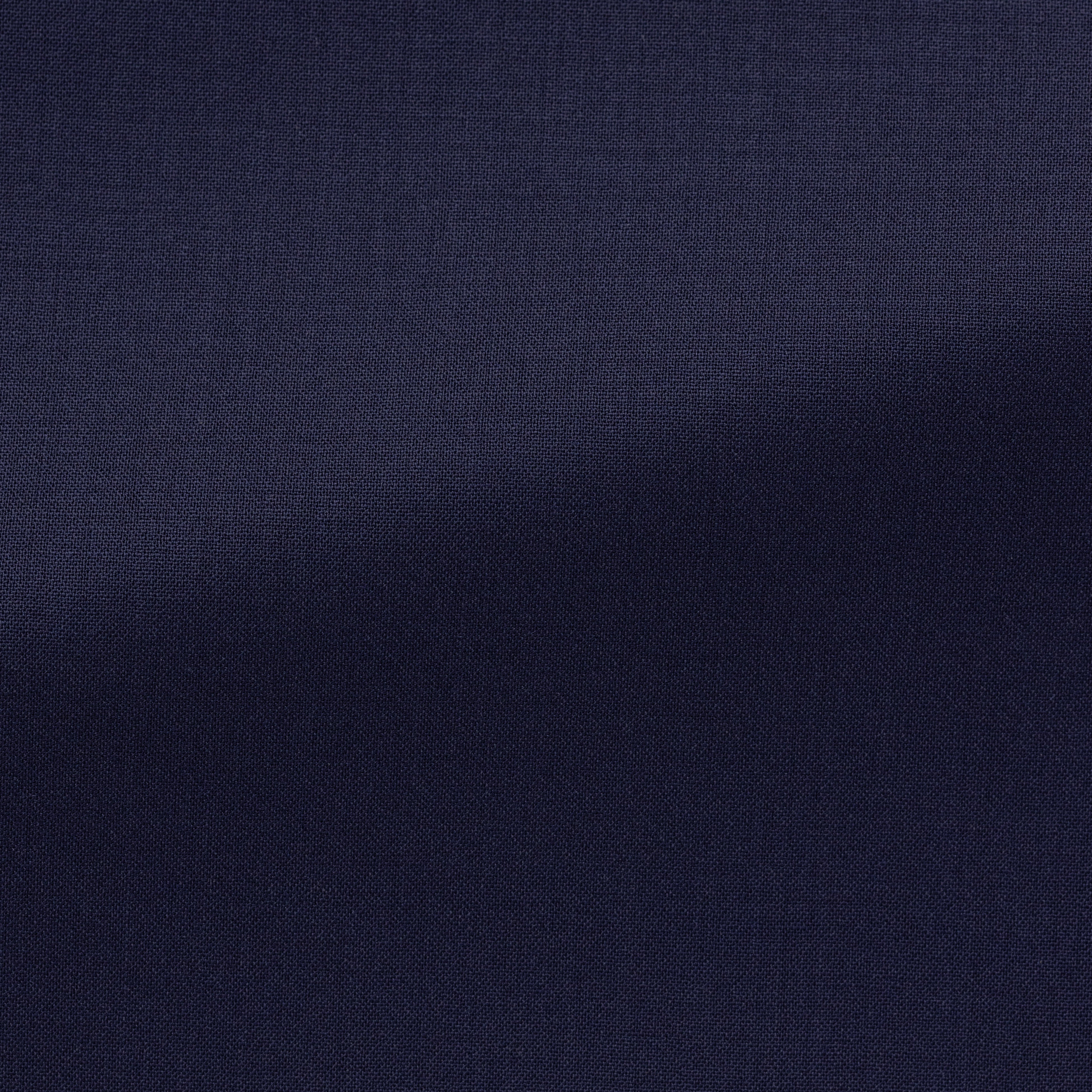 Dunkelblauer Wollanzug von Loro Piana