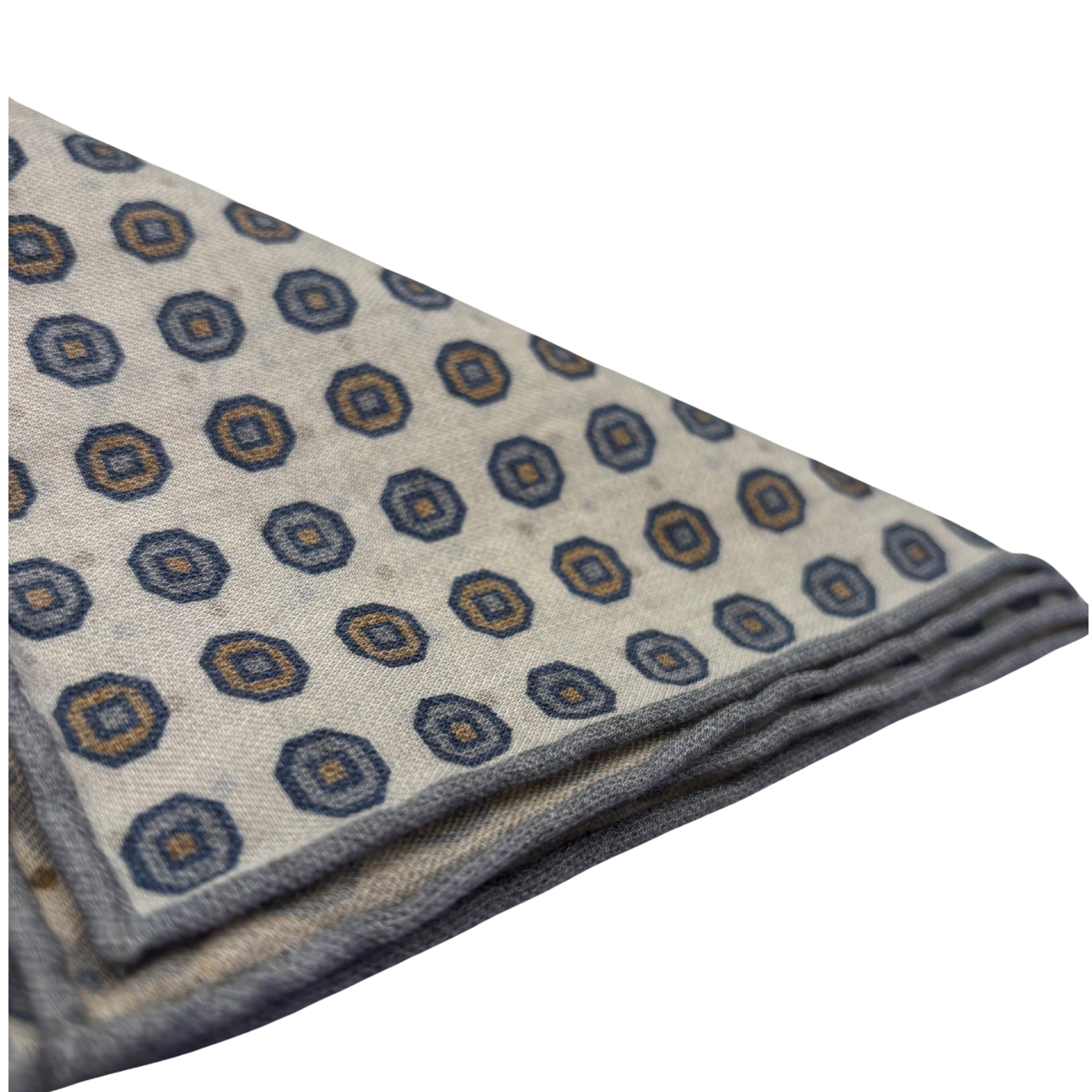 Einstecktuch in beige mit braunen, blauen Ornamenten