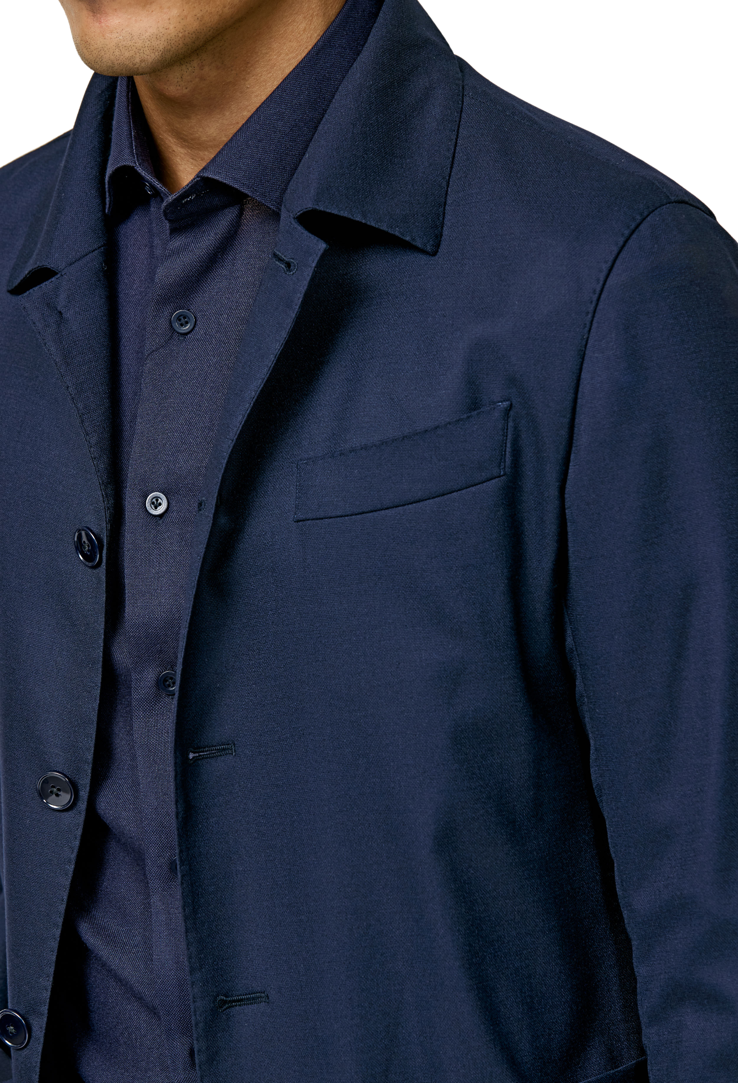 Look: Ganz in Navy Blue.