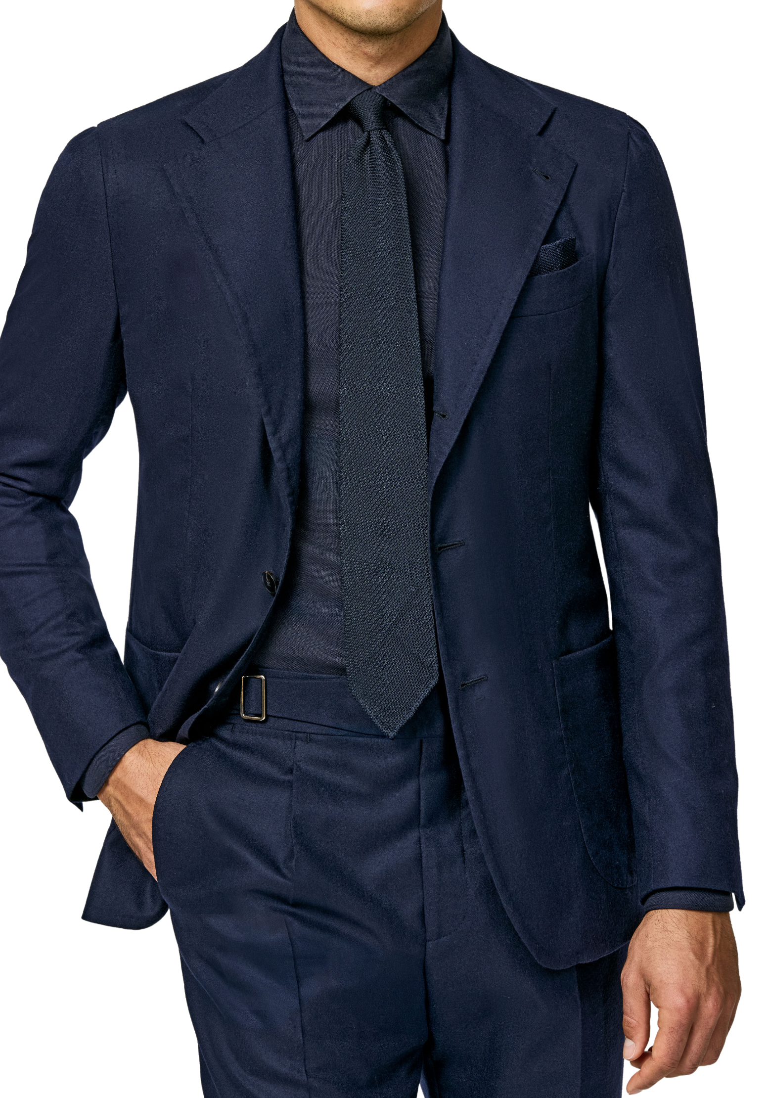Look: Feines Navy aus Cashmere