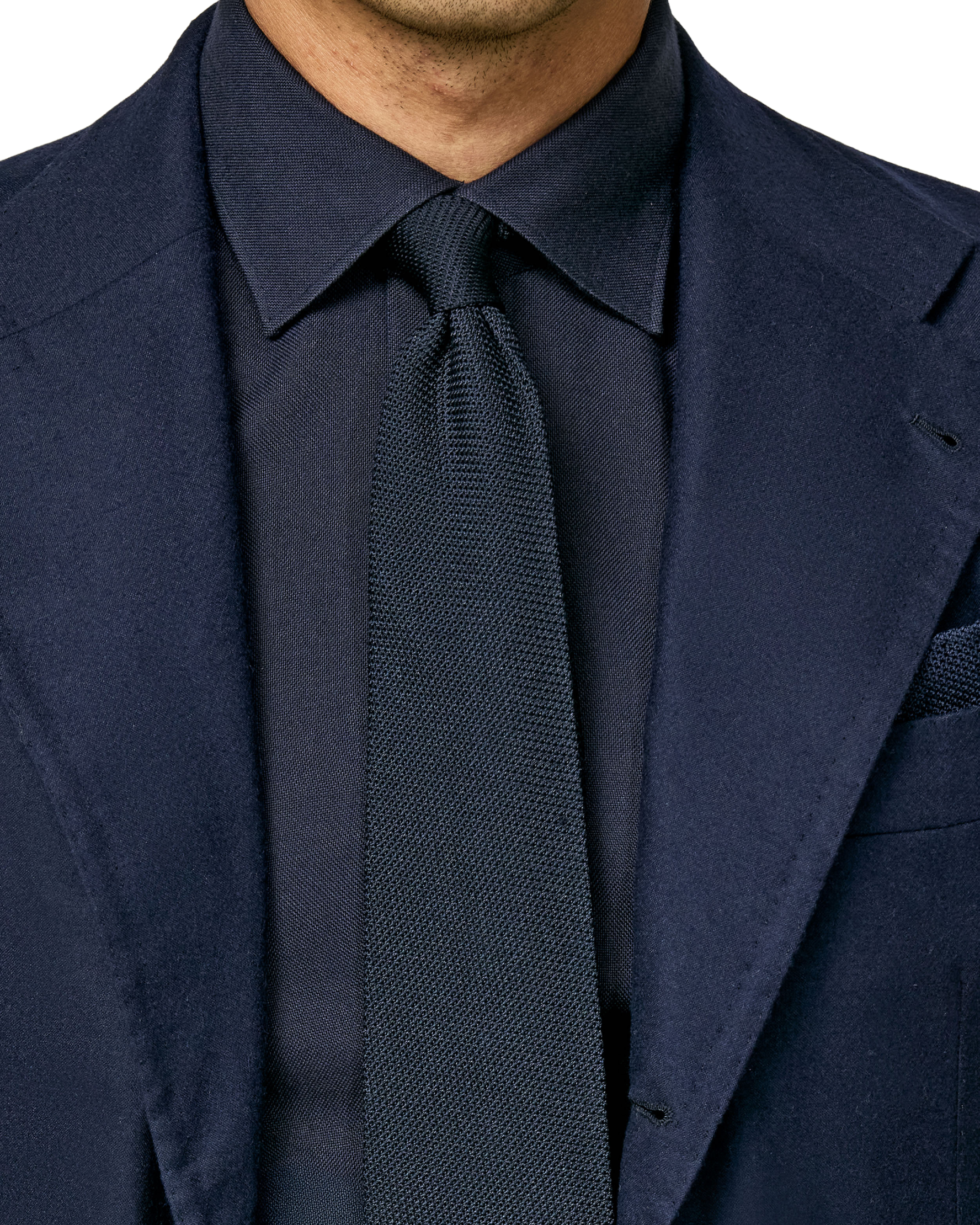 Look: Feines Navy aus Cashmere